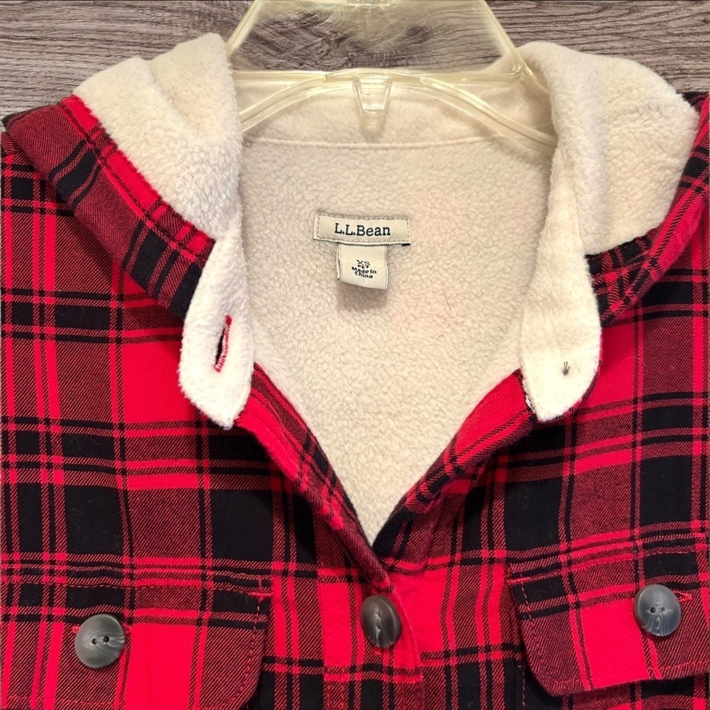 L.L.Bean Fleece‑Lined Plaid Hooded Shirt‑Jacket – Size XS - Picture 3 of 6